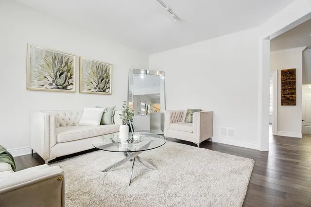 Additional image 5 of 6 Champion Crt