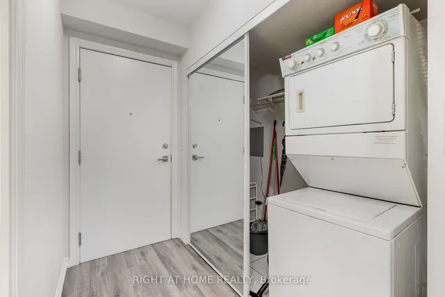 Additional image 15 of 250 Wellington St Unit 1537