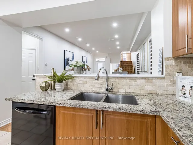 Additional image 15 of 90 Begonia Cres