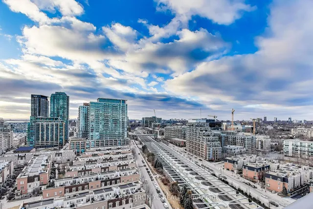 Additional image 17 of 19 Western Battery Rd Unit 1816