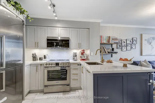 Additional image 7 of 30 Harrison Garden Blvd Unit 1009