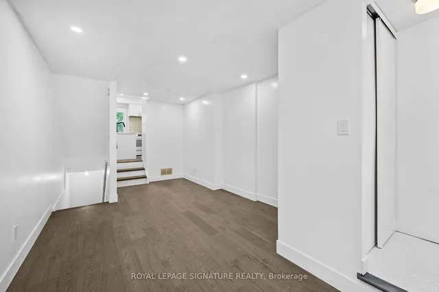 Additional image 11 of 275 Broadview Ave Unit 92