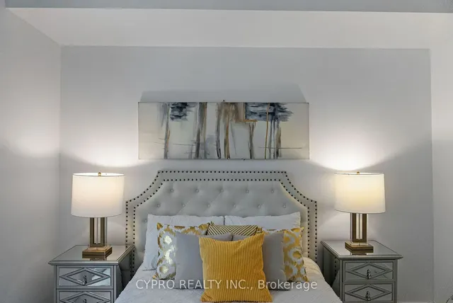 Additional image 13 of 770 BAY St Unit 601