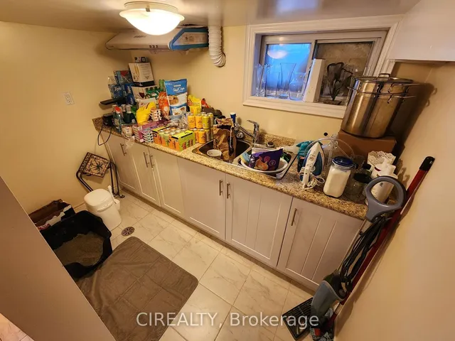 Additional image 13 of 1017 Greenwood Ave