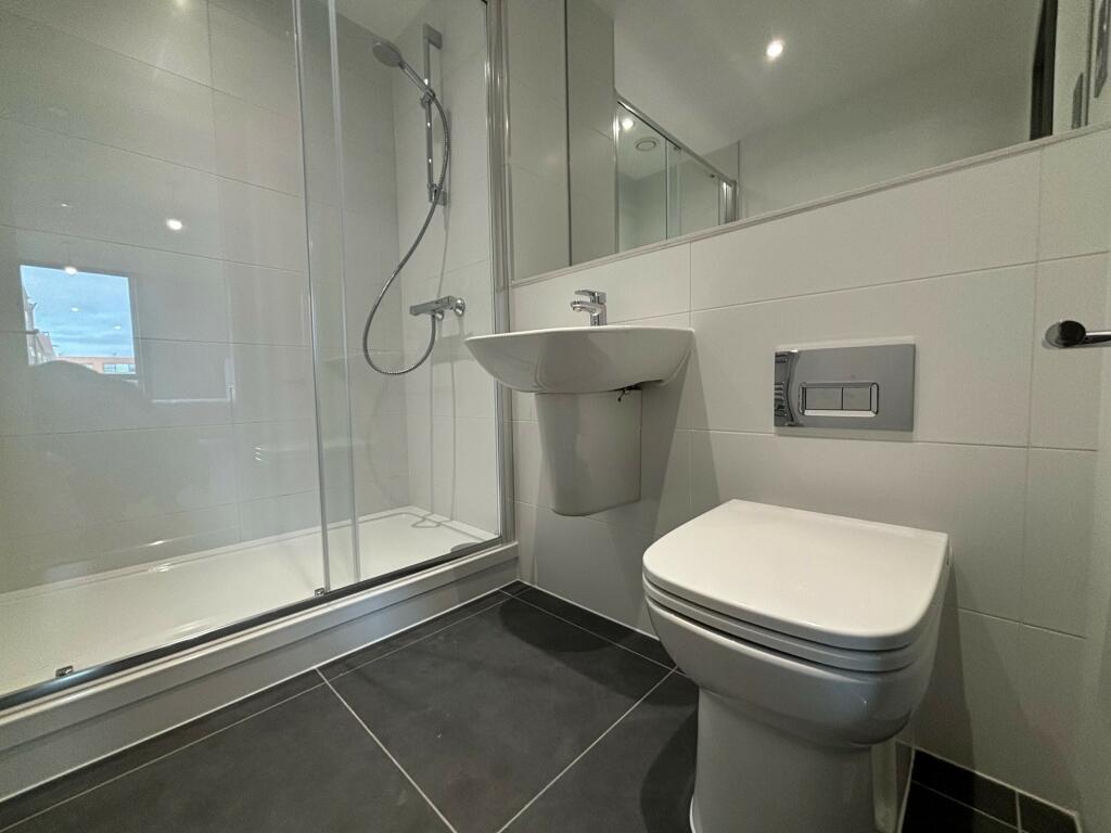 Additional image 8 of JQ Rise