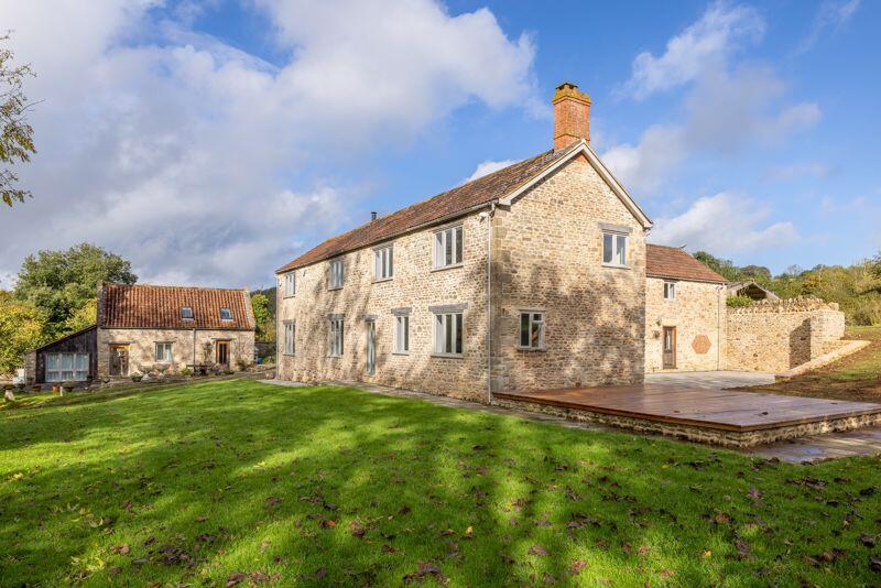 Additional image 23 of Newly renovated four bed family property