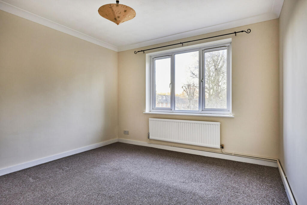 Additional image 15 of The Acorns, Wynchlands Crescent, St. Albans, Hertfordshire, AL4