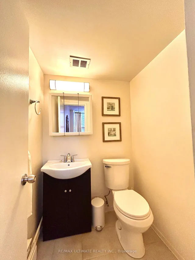 Additional image 9 of 151 La Rose Ave Unit 409