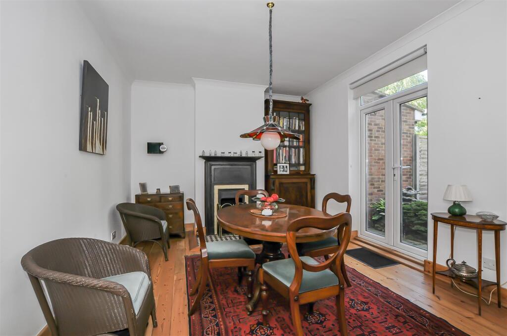 Additional image 6 of 2 Railway Cottages, Station Road, Bricket Wood, St. Albans