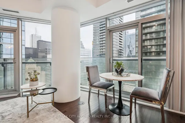 Additional image 15 of 14 York St Unit 3511