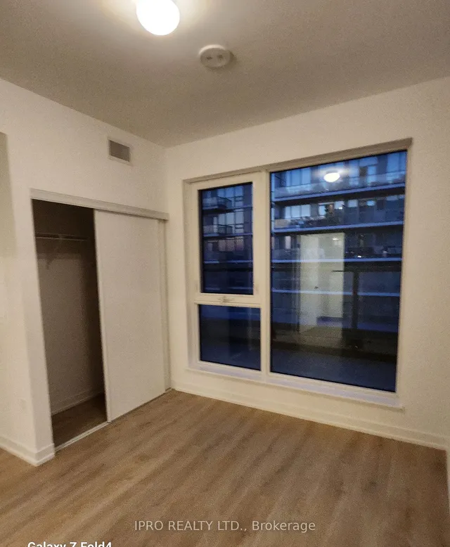 Additional image 11 of 1195 The queensway St Unit 906