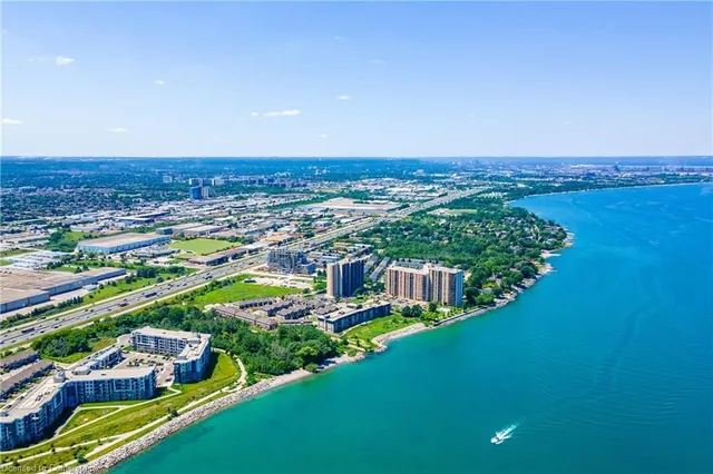 Additional image 38 of 500 Green Rd Unit 1415