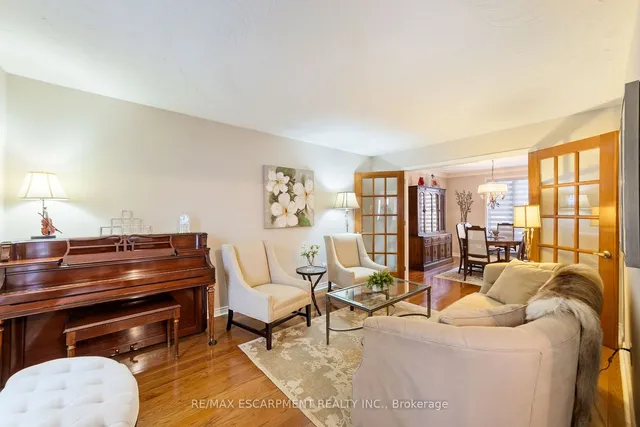 Additional image 6 of 274 LLOYMINN Ave