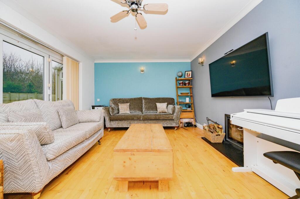 Additional image 7 of Derwent Road, Harpenden, AL5