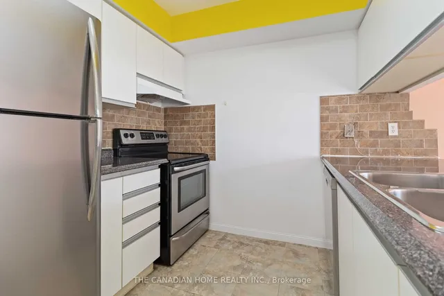 Additional image 11 of 12 Laurelcrest St Unit 211