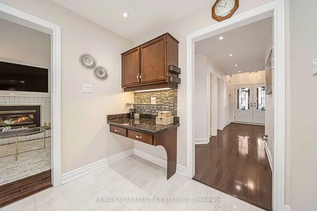 Additional image 18 of 63 Leeward Dr