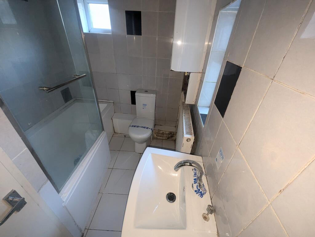 Additional image 8 of 9 Sherborne Road, Yeovil, Somerset BA21 4HD