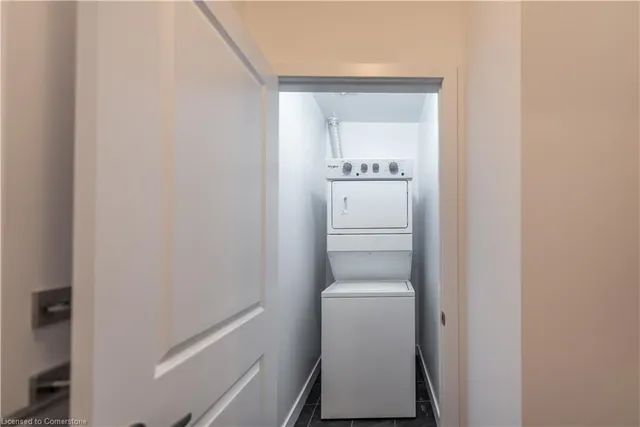 Additional image 21 of 450 Dundas St Unit 518