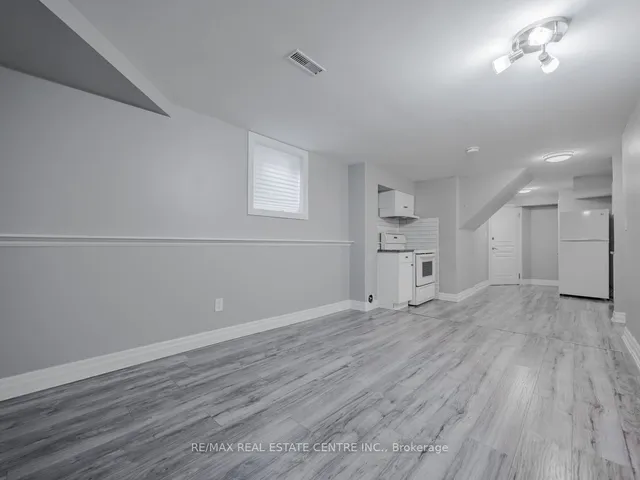 Additional image 24 of 28 Huntley Crt