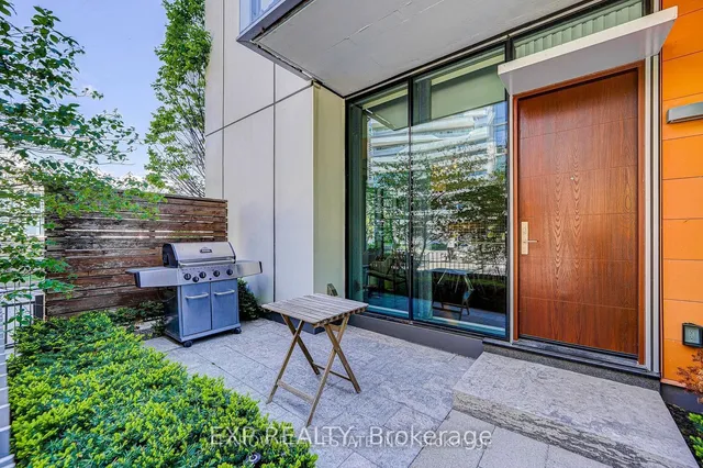 Additional image 31 of 39 Queens Quay Unit 101