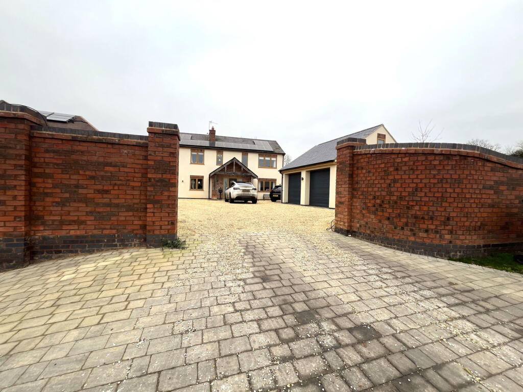 Additional image 41 of Crumpfields Lane, Webheath, Redditch