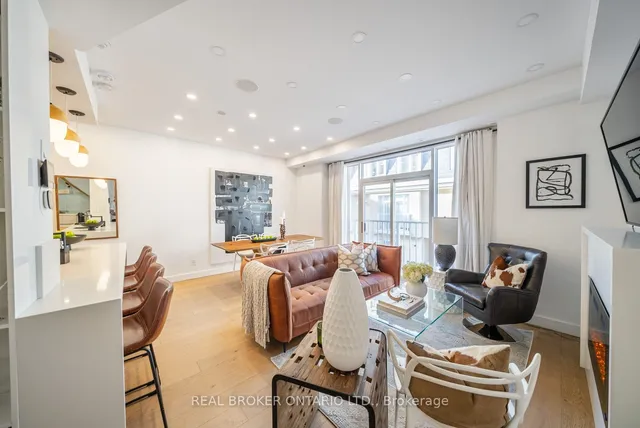 Additional image 9 of 32 Stadium Rd Unit 355