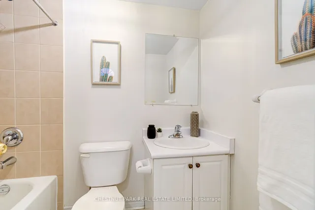 Additional image 25 of 2431 Dufferin St