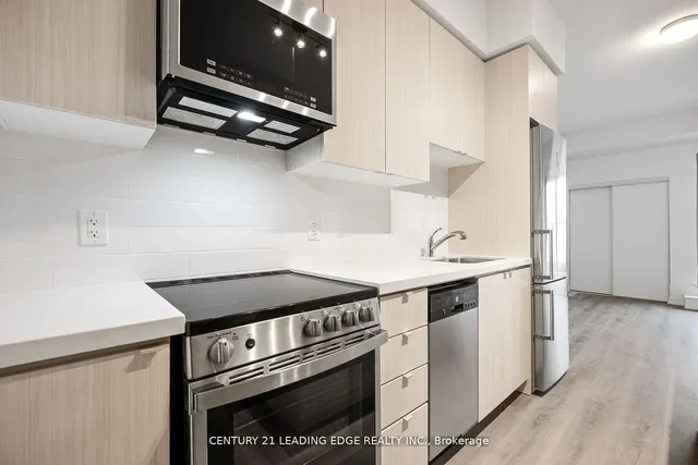 Additional image 11 of 2433 Dufferin St Unit 503