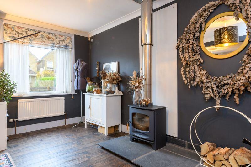 Additional image 17 of Holt