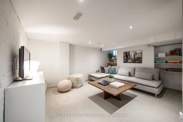 Additional image 33 of 739 Annette St