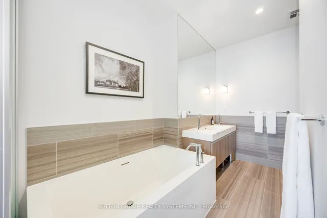 Additional image 20 of 390 Cherry St Unit 3504