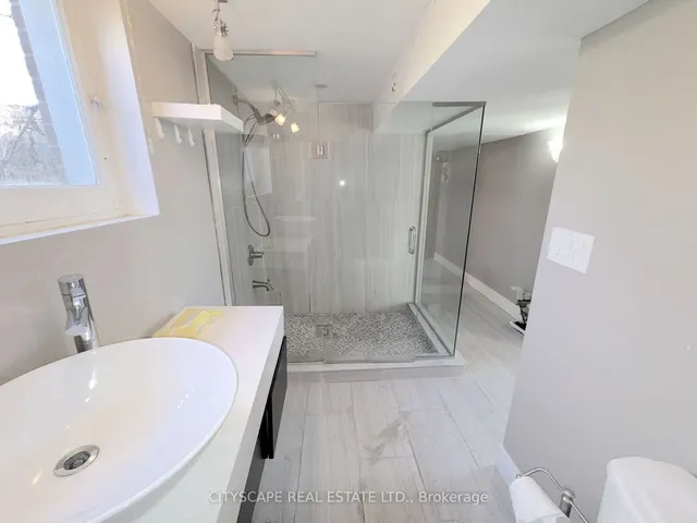 Additional image 30 of 2231 Sidney Dr