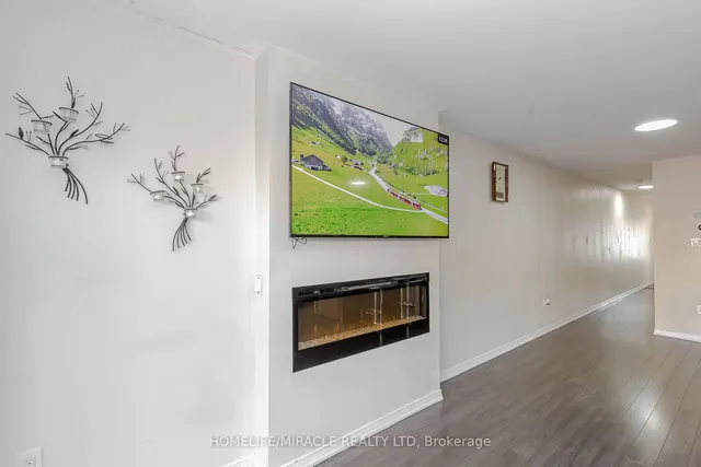 Additional image 16 of 138 Baffin Cres