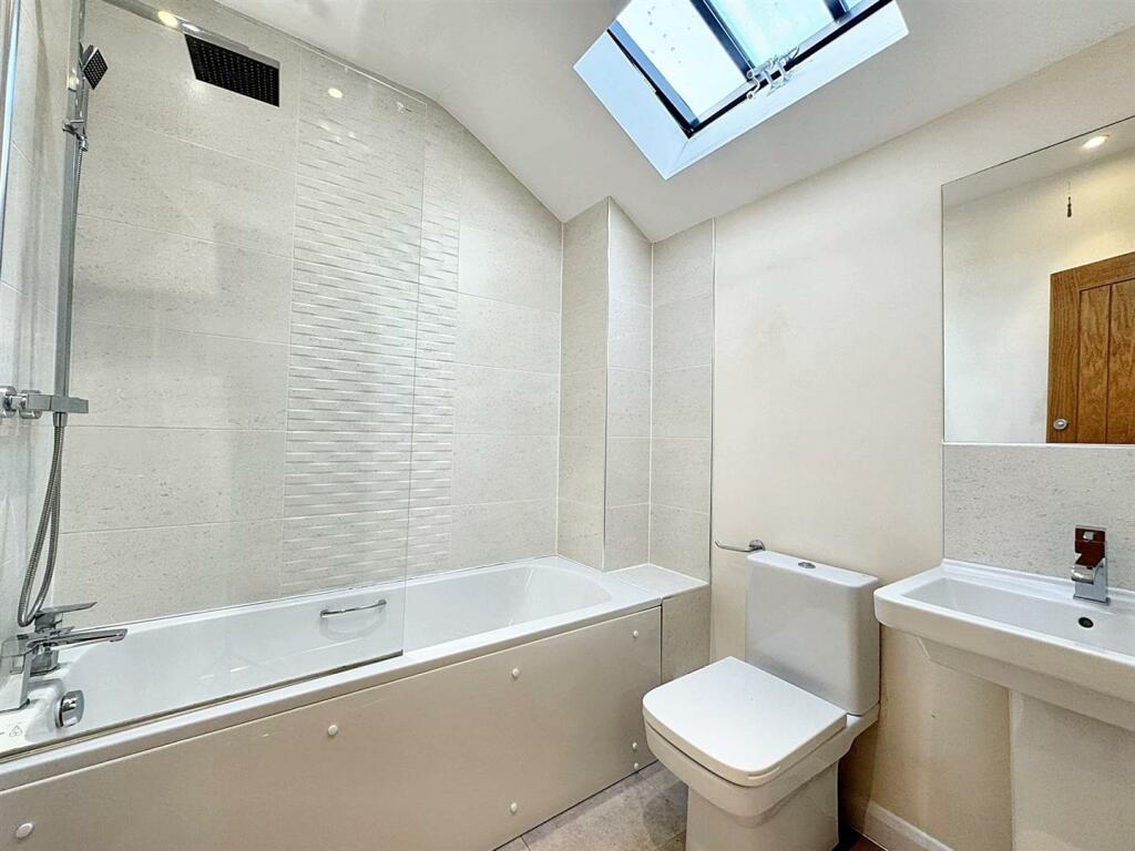 Additional image 15 of High Street, Oakhill