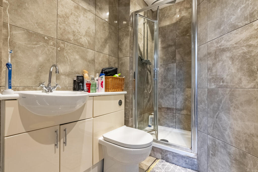 Additional image 10 of Avian Avenue, Curo Park, Frogmore, St. Albans, AL2