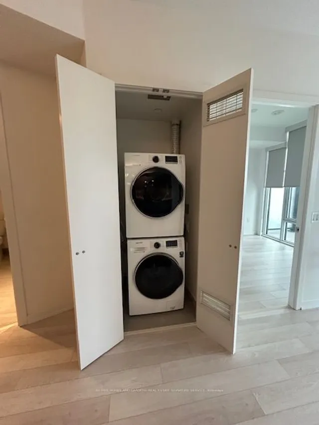 Additional image 17 of 50 Power St Unit 806