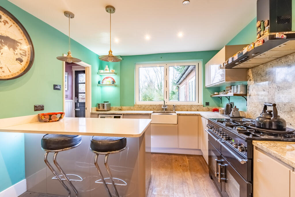 Additional image 4 of Radlett Road, Frogmore, St. Albans, Hertfordshire, AL2