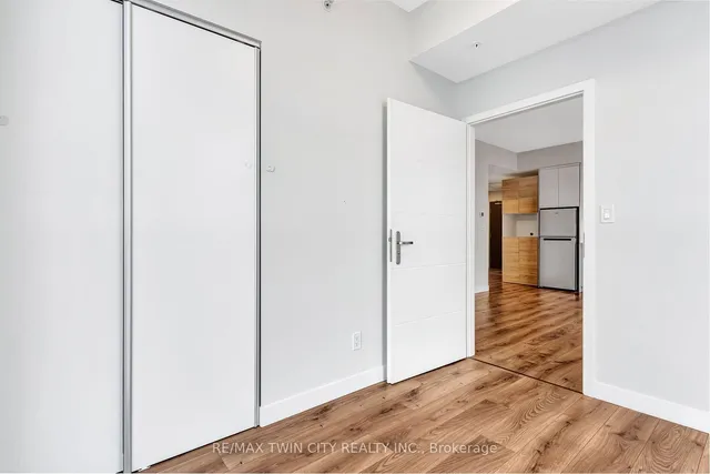 Additional image 21 of 60 Frederick St Unit 1214