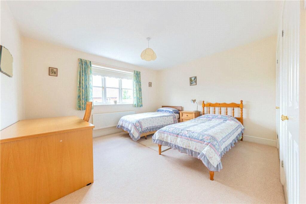 Additional image 4 of Tithe Barn Close, St. Albans, Hertfordshire, AL1