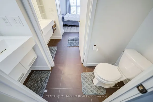 Additional image 25 of 38 Dan Leckie Way Unit 2009