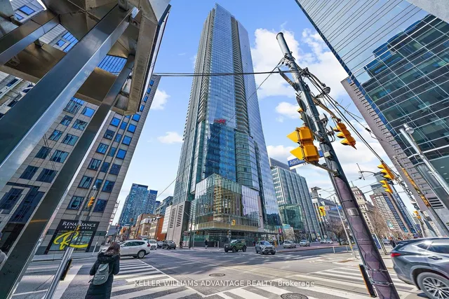 Additional image 30 of 180 University Ave Unit 2104