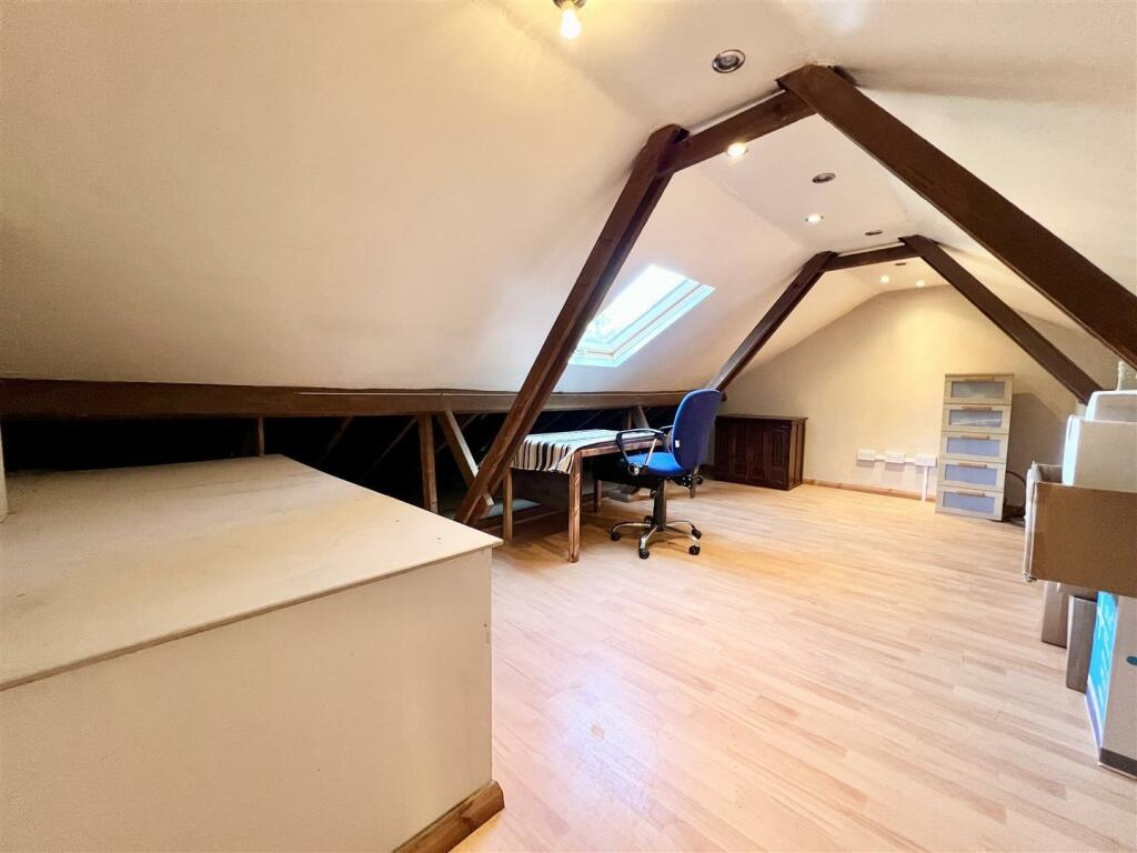 Additional image 13 of Castle Close, Cradley Heath