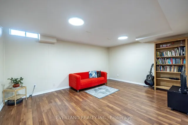 Additional image 20 of 32 Sadlee Cove Cres