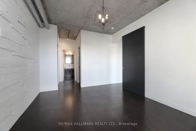 Additional image 22 of 42 Camden St Unit 703