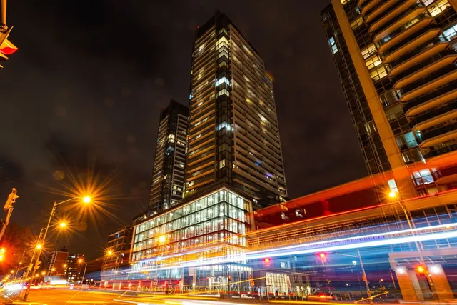 7 Golden Lion Hts Unit 330