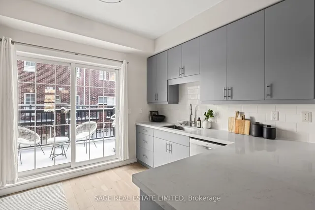 Additional image 8 of 113 The Queensway Unit TH62