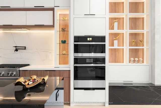 Additional image 12 of 153 B Parkview Ave