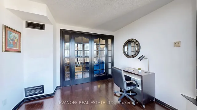 Additional image 18 of 20 Guildwood Pkwy Unit 1205