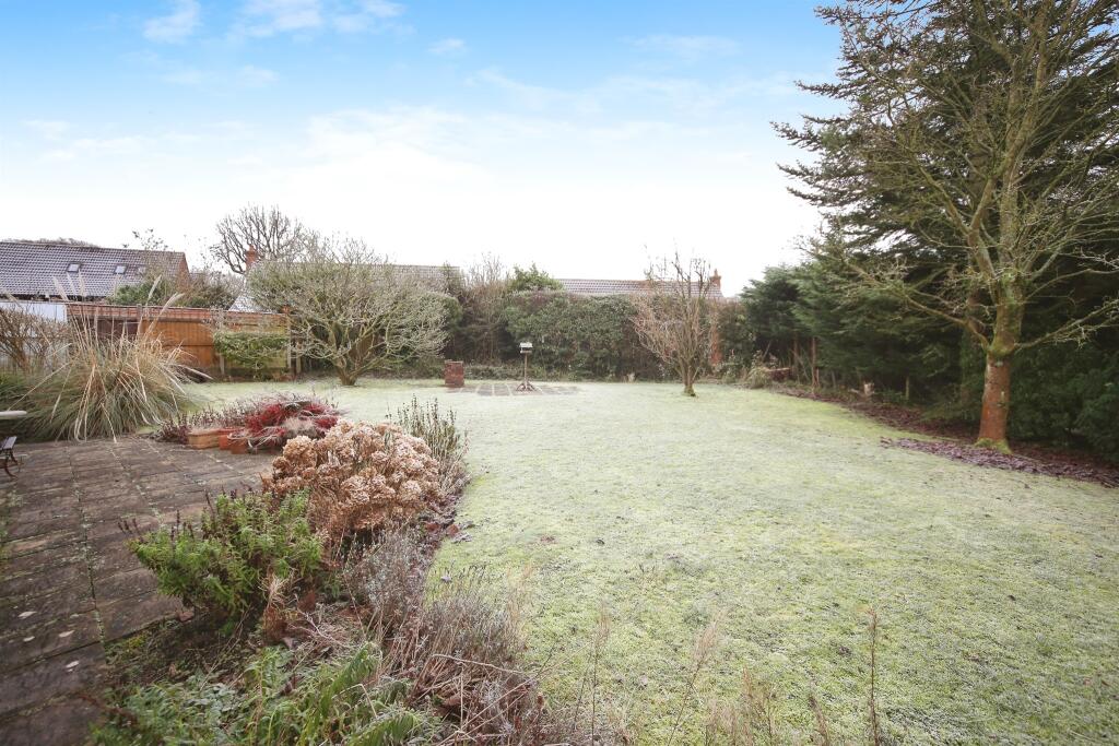 Additional image 3 of Woodgreen Close, Callow Hill, Redditch