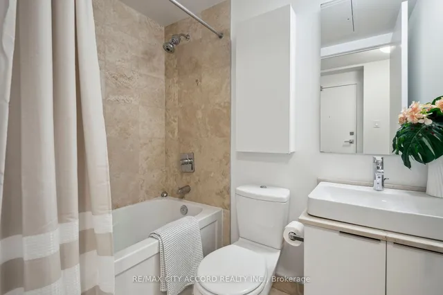 Additional image 22 of 14 York St Unit 3511